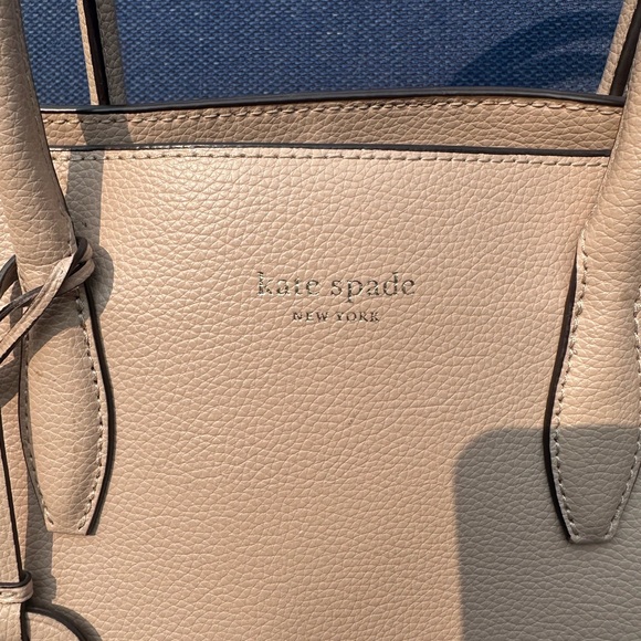 Kate Spade Leather Structured Tote Bag EUC - Picture 3 of 9